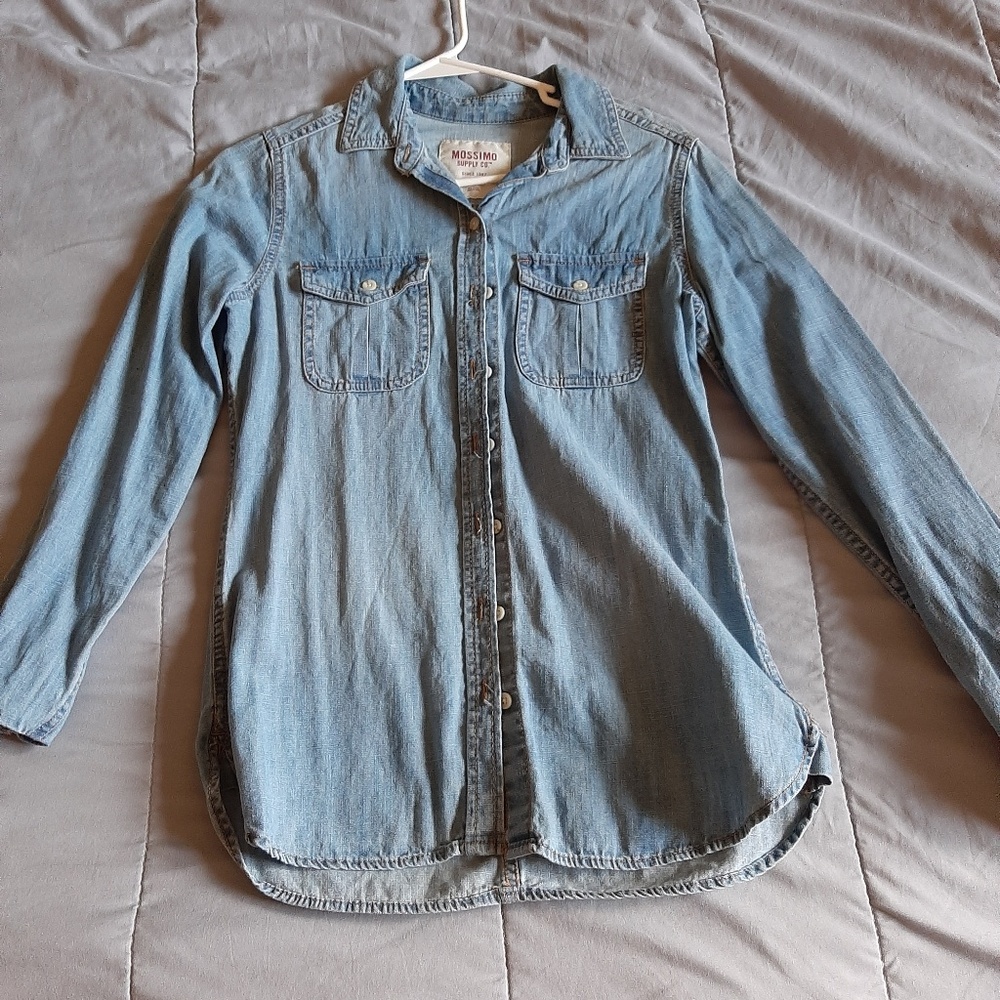 Top - Picture 2 of 3